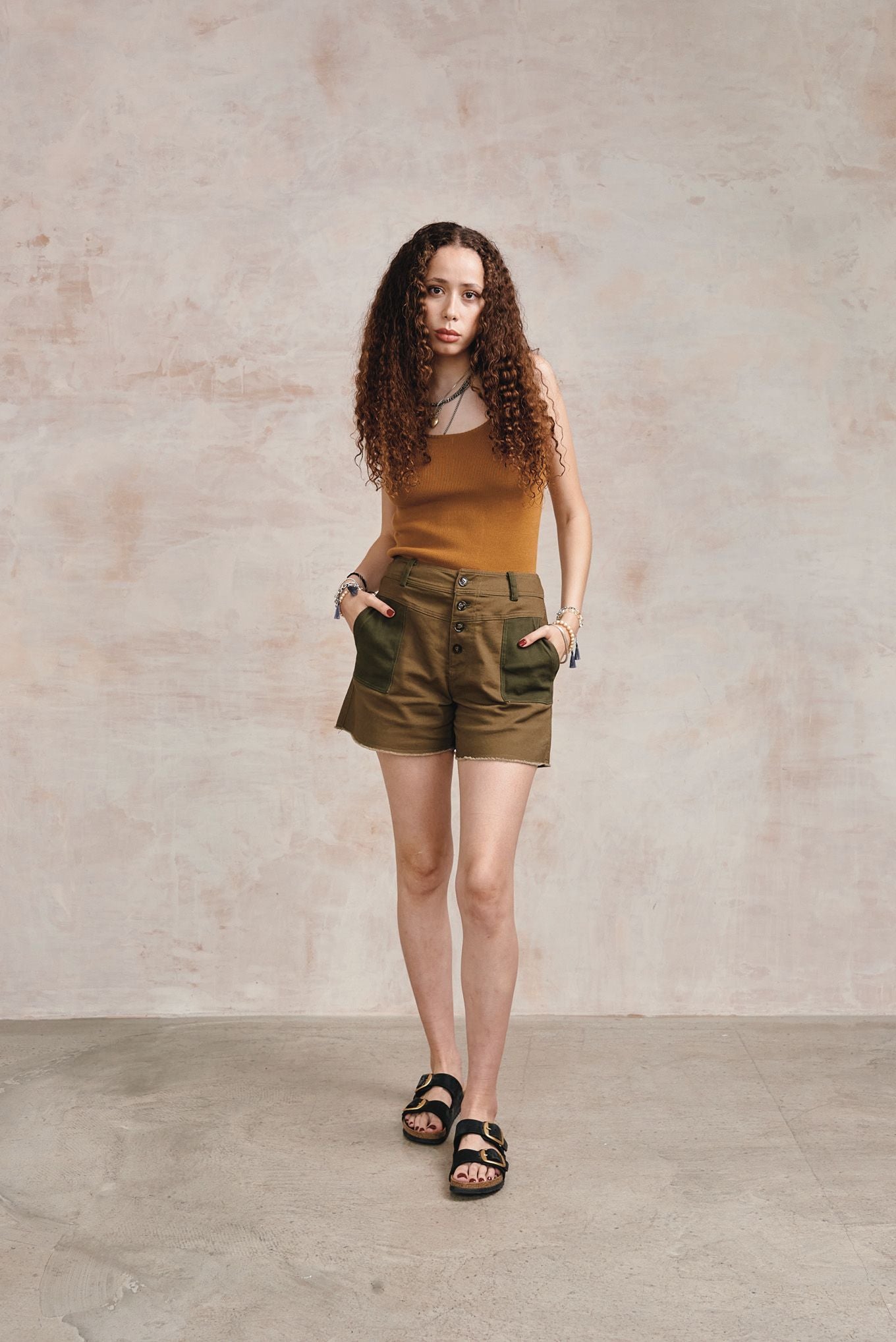 YANA - Organic Cotton Vest - Camel