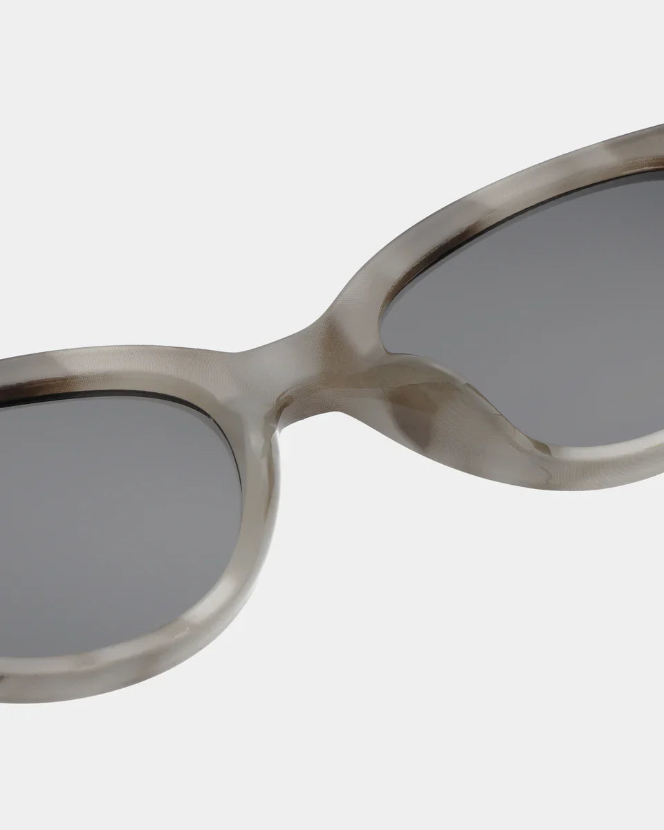 WINNIE - Cookie Dough Sunglasses by A.Kjaerbede