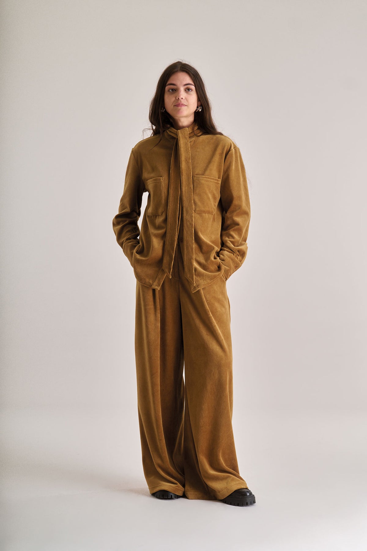 FORD Velvet Top - Olive