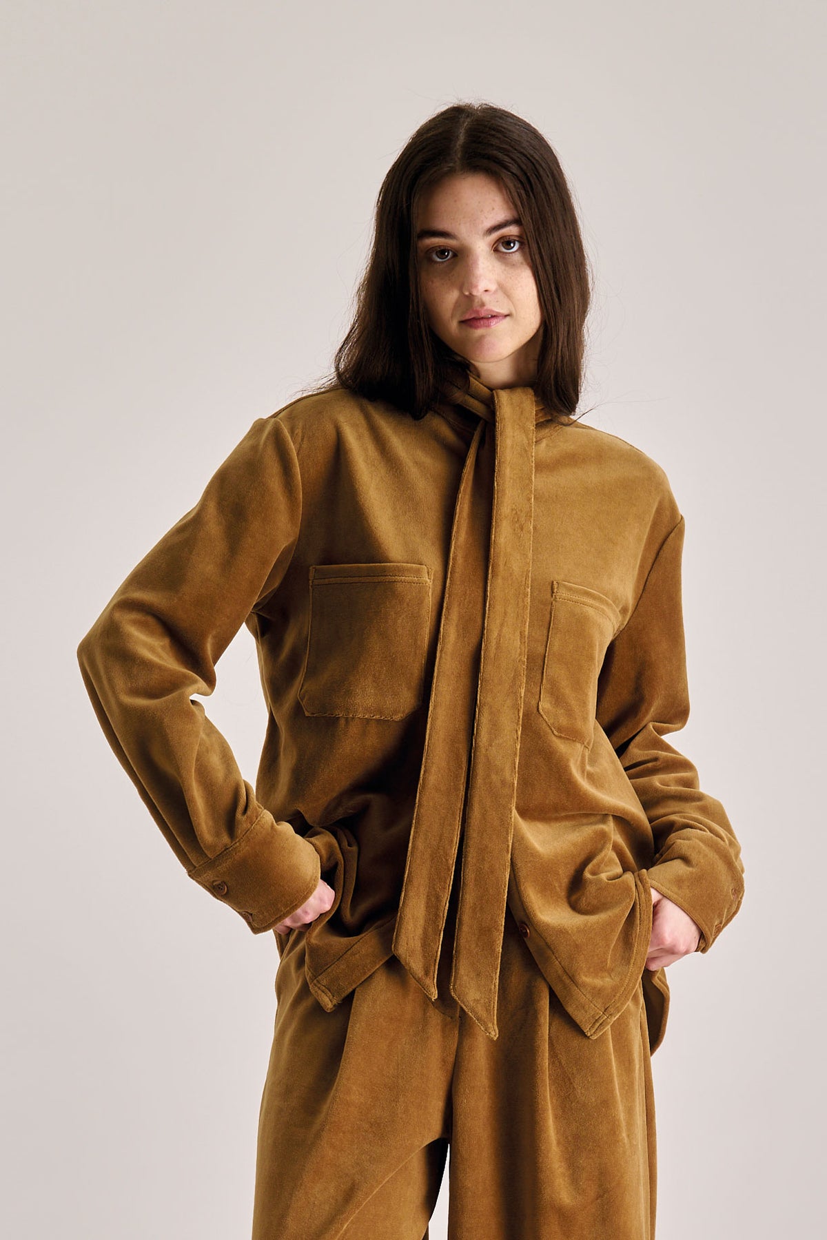 FORD Velvet Top - Olive