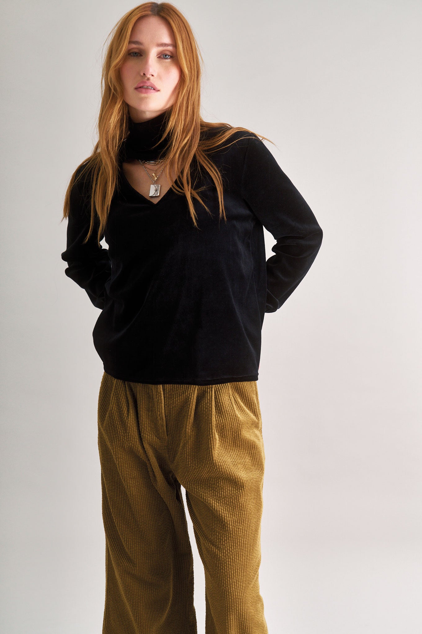 ALICE Velvet Top - Black