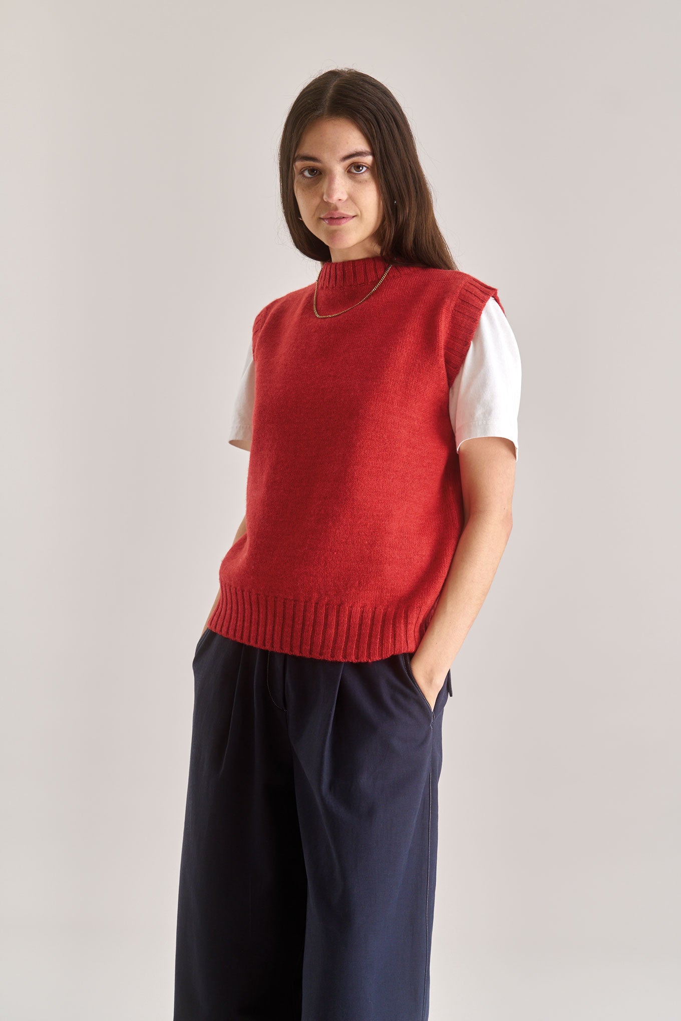 INDIA Lambswool Vest - Red