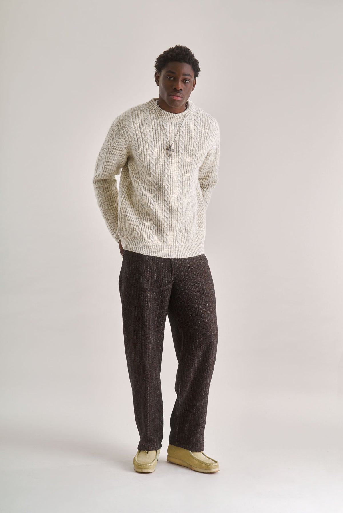 CABLE Lambs Wool Jumper - Natural