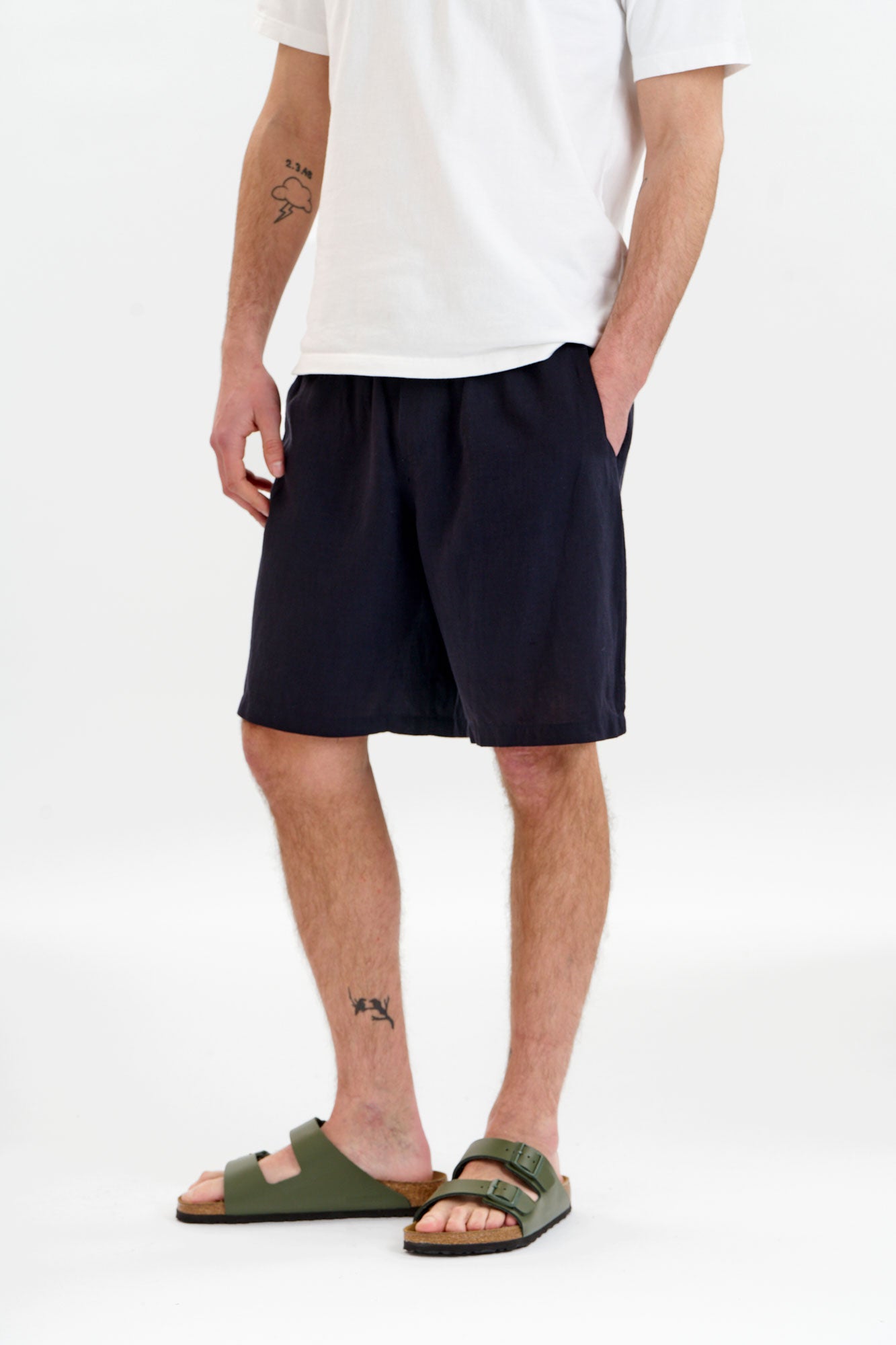 JERRY Tencel Linen Shorts - Navy
