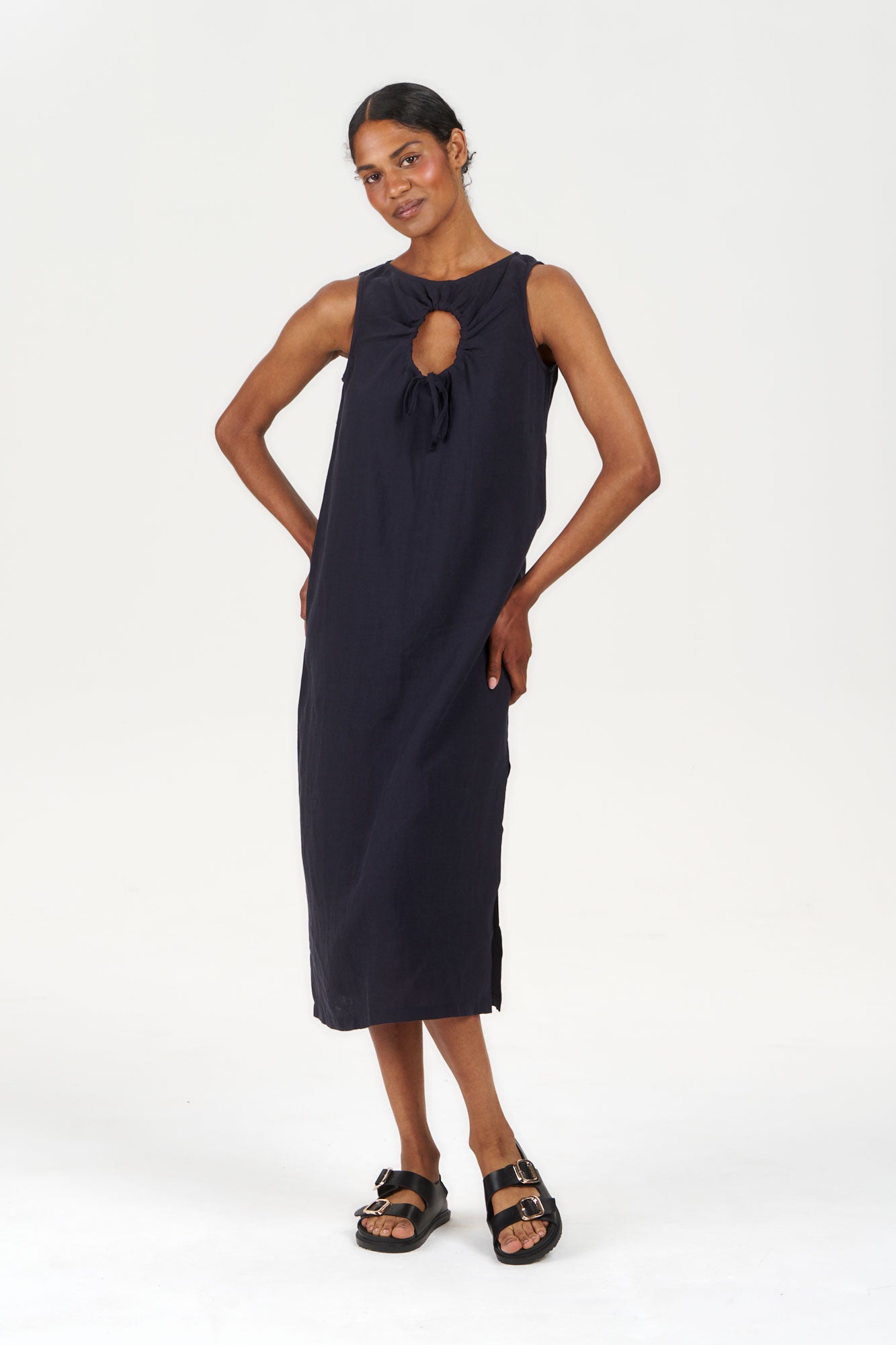 SHANTI Tencel Linen Dress - Navy