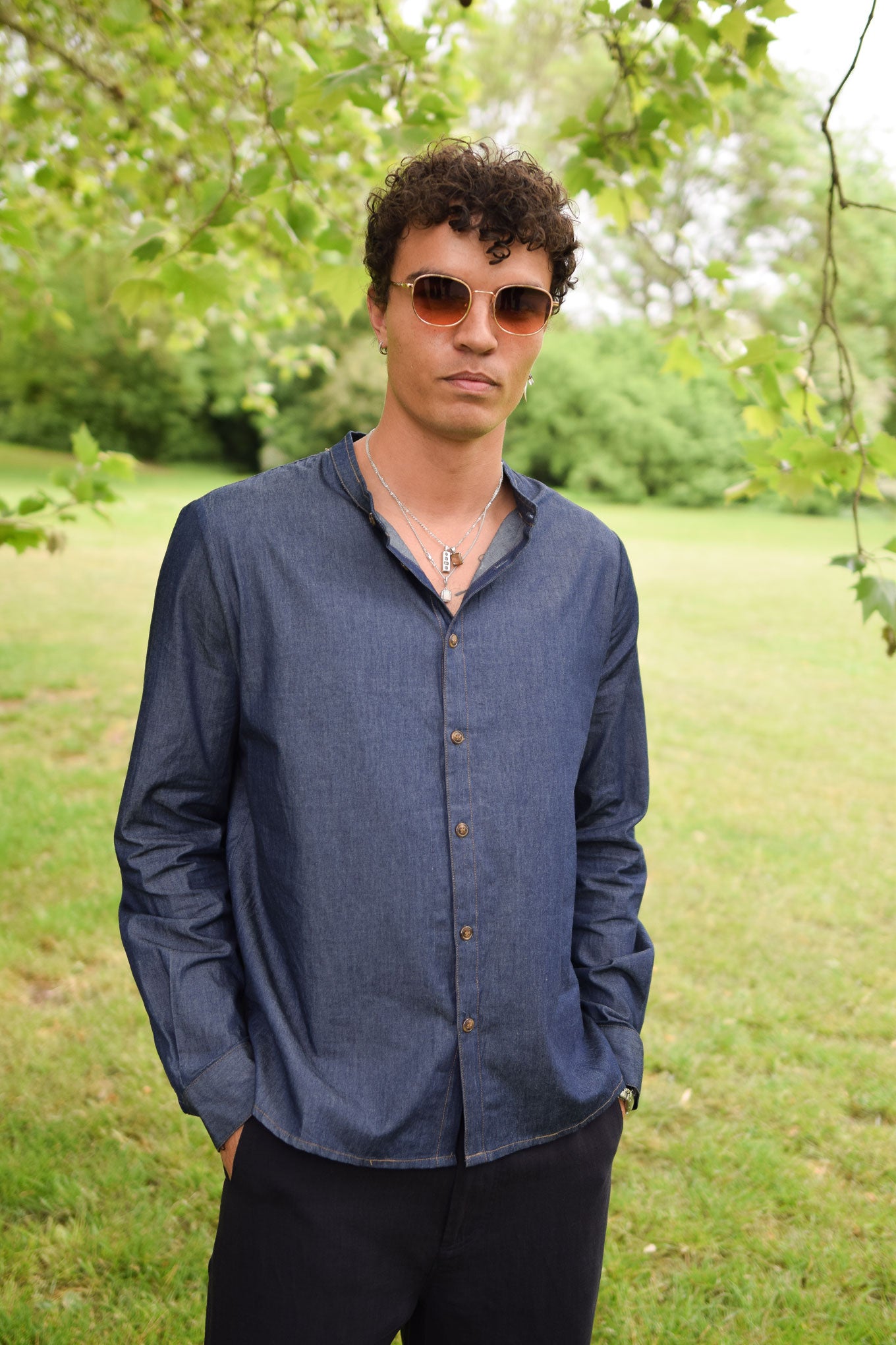 ROBBIE Organic Cotton Chambray Shirt