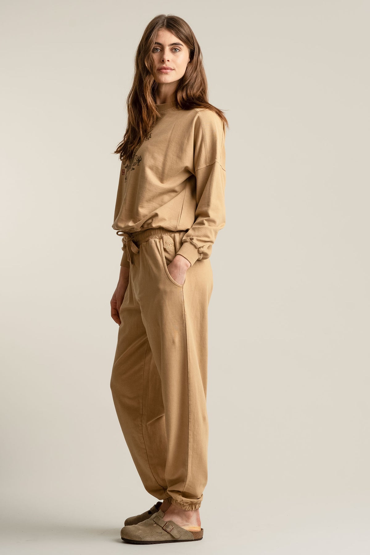 EVIE Organic Cotton Jogger - Croissant