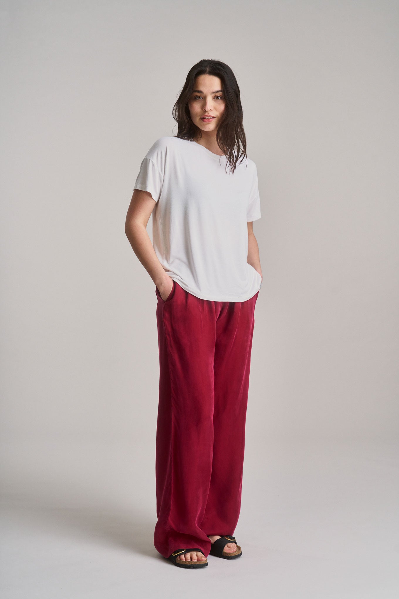 LOLA - Cupro Trousers - Berry
