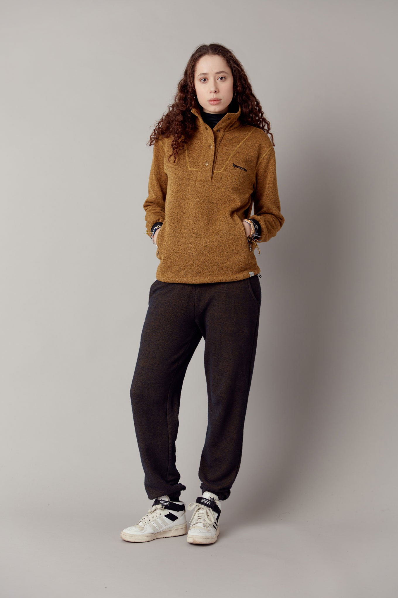 EVIE - Organic Cotton Trackpants  Army Green