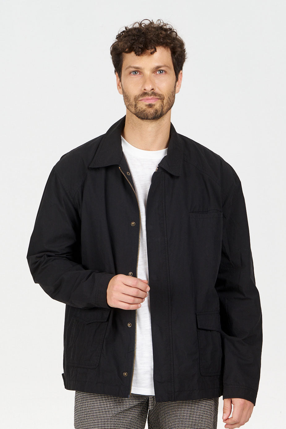 RUDY Organic Cotton Jacket - Black worn by a model, featuring a lightweight design and loose fit.