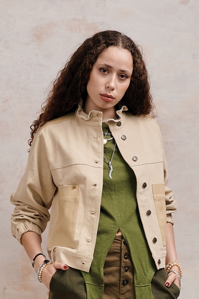 RUFFLE - Jas van biologisch katoen - Donker zand