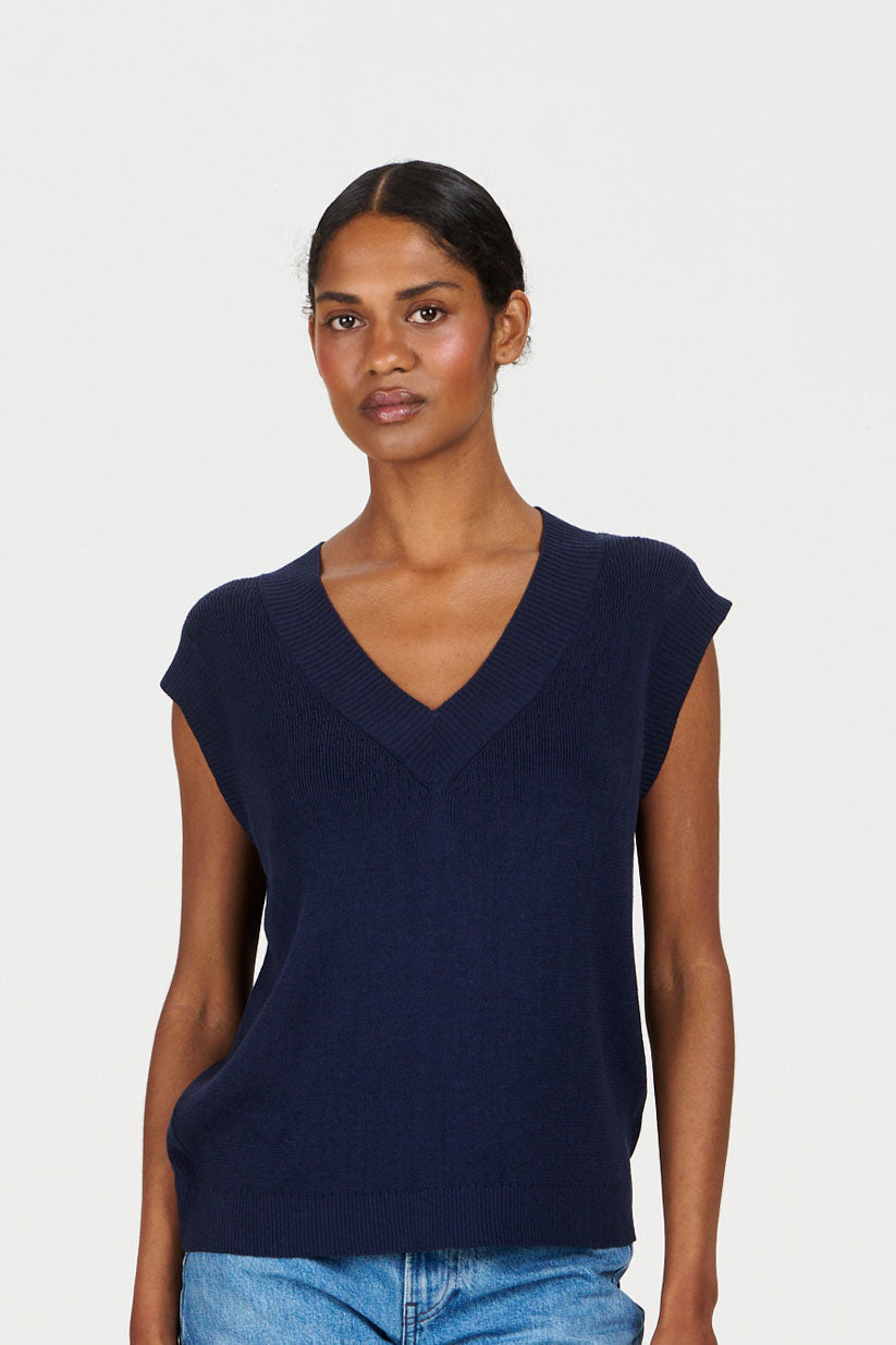 SANDER Organic Linen Cotton Vest - navy