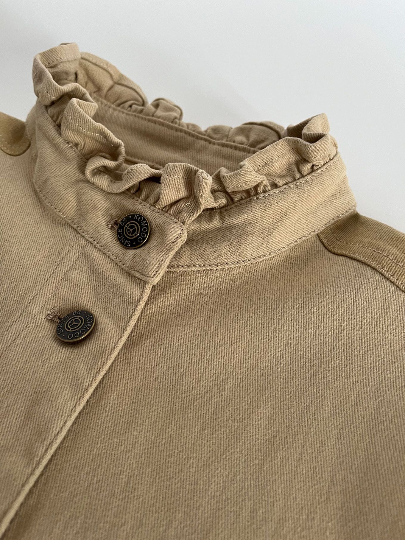 RUFFLE - Organic Cotton Jacket - Dark Sand