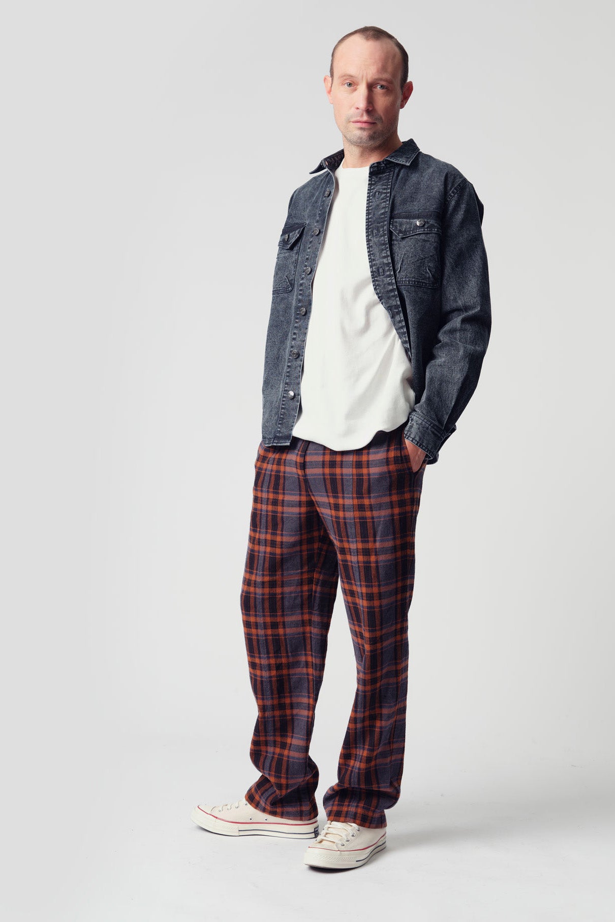 Casual trousers Burberry - Gordon check cotton gabardine pants -  8061537A70280
